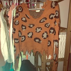 🌵💕Fringed Cheetah Print Sweater Size Medium💕🌵